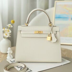 Classic Hermes Bag: A Stylish and Versatile Choice for Elegance